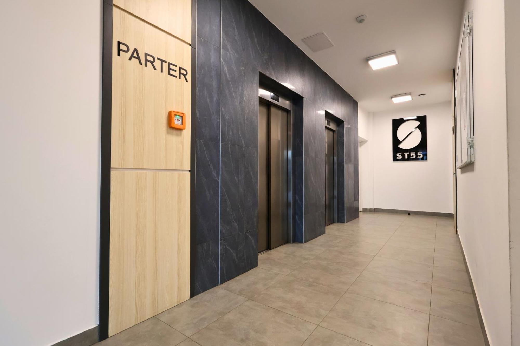 72 #st55, 13 Pietro, Fv Parking Apartament Rzeszów